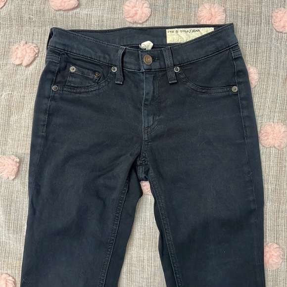 rag & bone the legging jeans - Picture 5 of 11